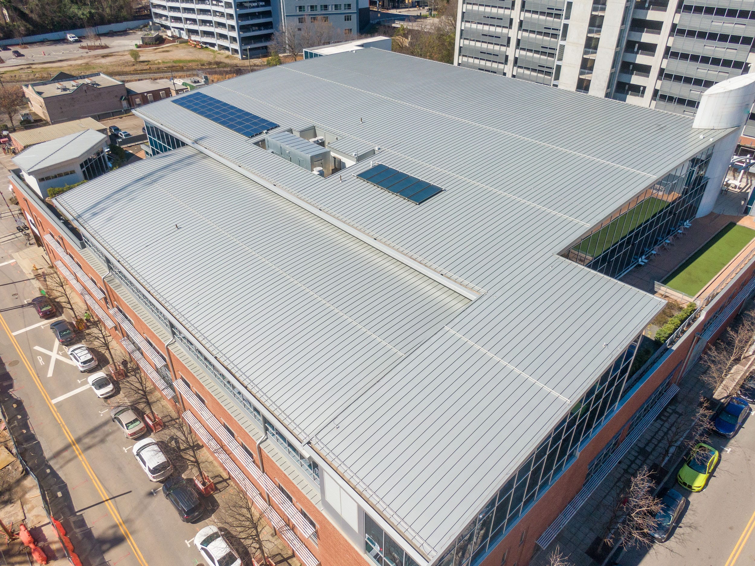 life of commercial roof